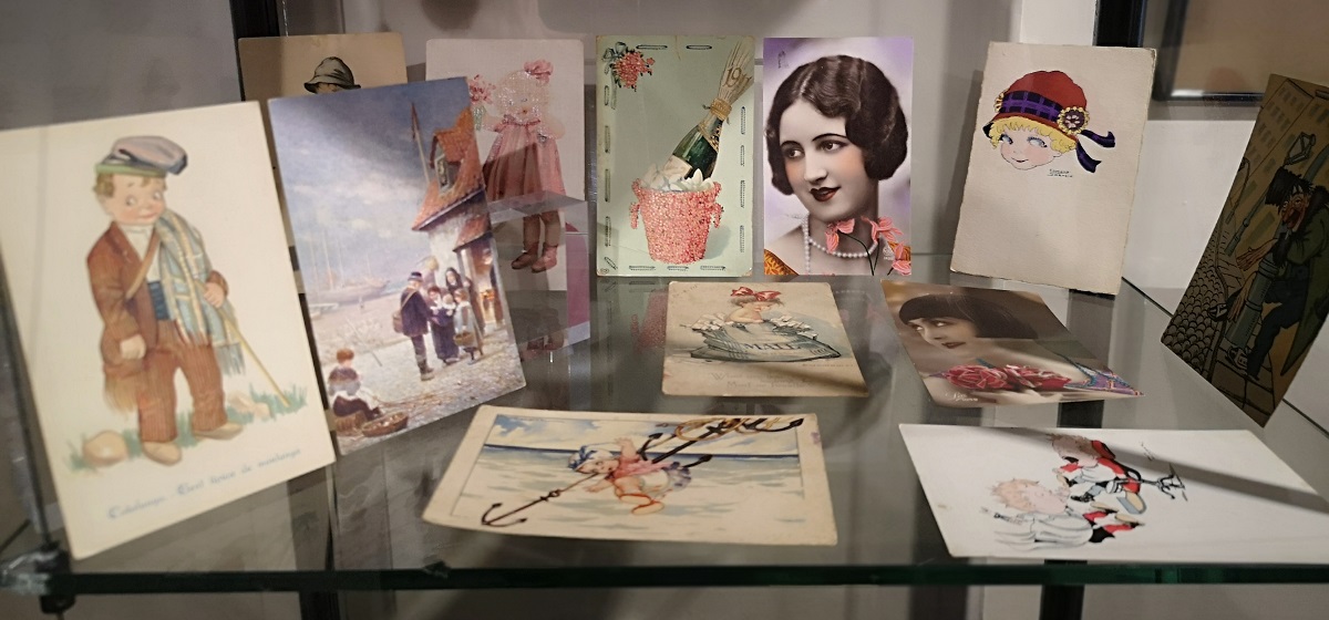 Exposicio postals anys 20